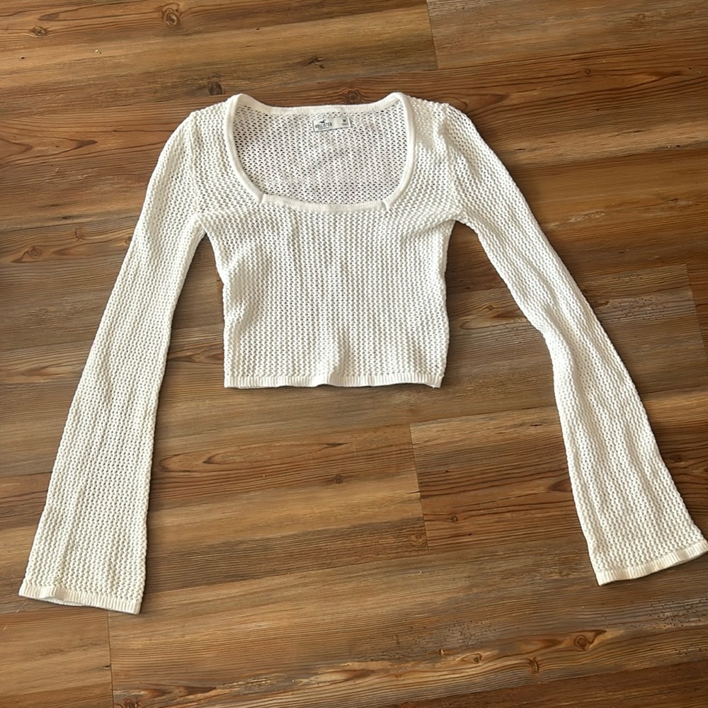 hollister sweater